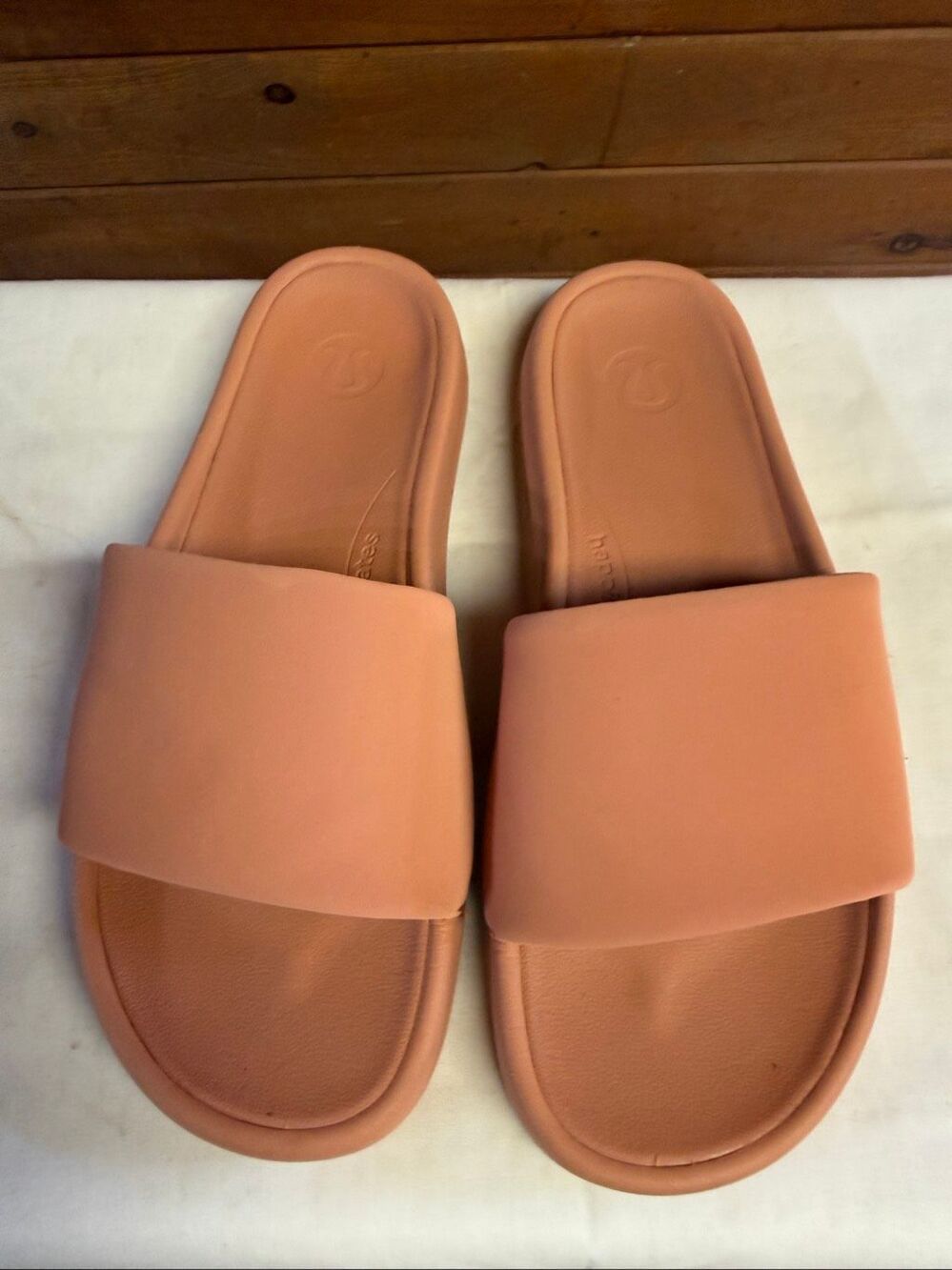 Lululemon Restfeel Slide sandals Sedona Sunset Sz 7